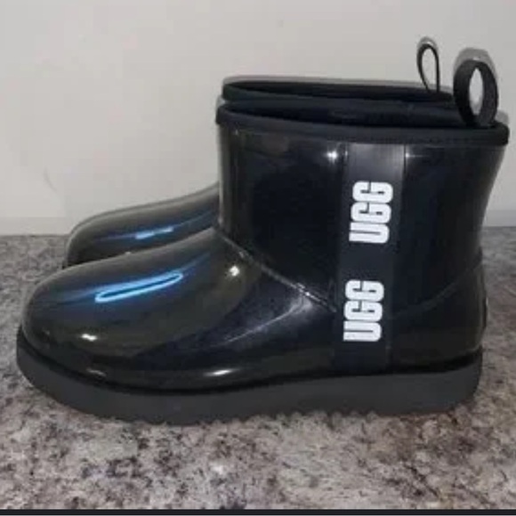 UGG Mini Clear & Sherpa Filled Kids Glossy Black Boots - Picture 3 of 12